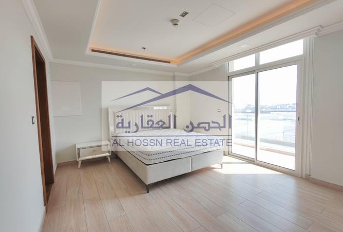 969413 - Property Image 3