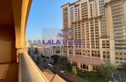 Apartment - 1 Bedroom - 2 Bathrooms for rent in Piazza Arabia - Porto Arabia - The Pearl Island - Doha