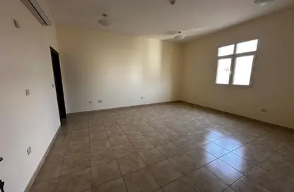 Apartment - 3 Bedrooms - 3 Bathrooms for rent in Najma Street - Najma - Doha