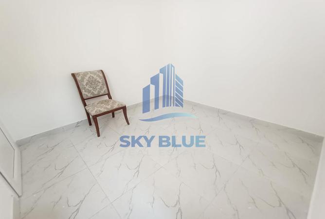 904977 - Property Main Image