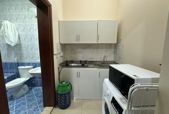 932200 - Property Image 3