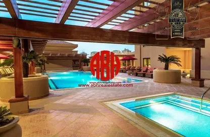 Apartment - Studio - 1 Bathroom for rent in Tower 24 - Porto Arabia - The Pearl Island - Doha