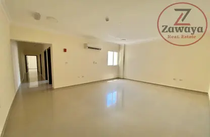 شقة - 2 غرف نوم - 3 حمامات للايجار في بن عمران - فريج بن عمران - الدوحة