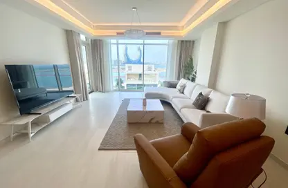 شقة - غرفة نوم - 2 حمامات للايجار في كريستال ريزيدنس - جزيرة جيوان - جزيرة اللؤلؤة - الدوحة