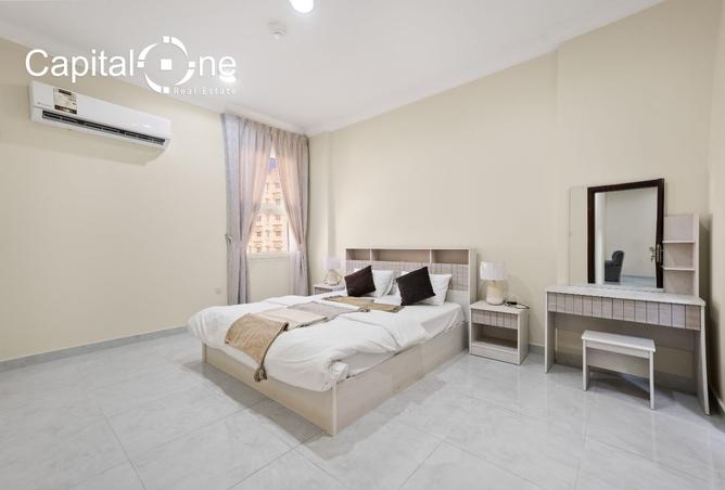 999353 - Property Image 2