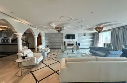 Penthouse - 7 Bedrooms - 7+ Bathrooms for rent in Viva East - Viva Bahriyah - The Pearl Island - Doha