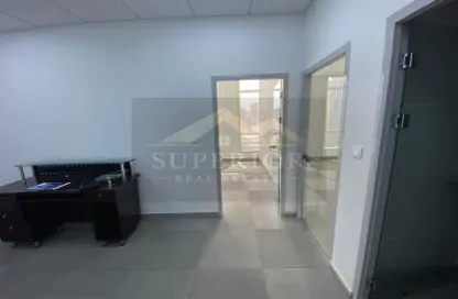Office Space - Studio - 4 Bathrooms for rent in B-Ring Road - B-Ring Road - Doha