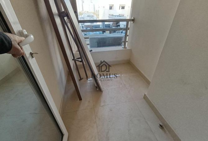 999328 - Property Image 3