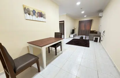 Apartment - 1 Bedroom - 1 Bathroom for rent in Umm Ghwailina Comm - Umm Ghuwalina - Umm Ghuwailina - Doha