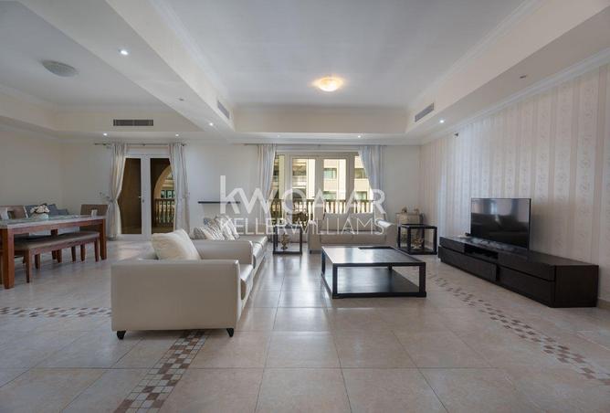 958949 - Property Image 2