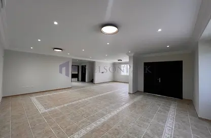 Villa - 4 Bedrooms - 4 Bathrooms for rent in Al Maamoura - Al Maamoura - Doha
