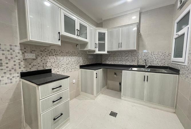 928434 - Property Image 2