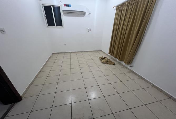 957830 - Property Main Image