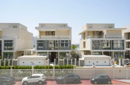 Apartment - 1 Bedroom - 1 Bathroom for sale in Gewan Island - The Pearl Island - Doha