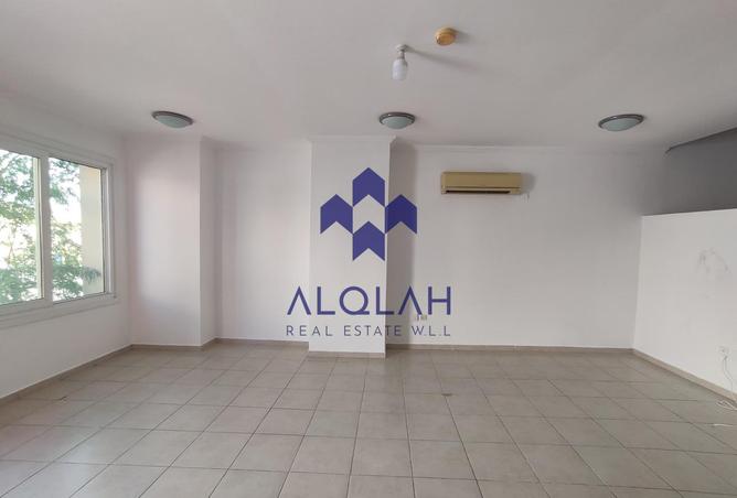 1001928 - Property Image 2