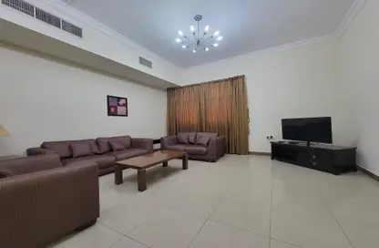 Apartment - 3 Bedrooms - 3 Bathrooms for rent in Al Muntazah Street - Al Muntazah - Doha