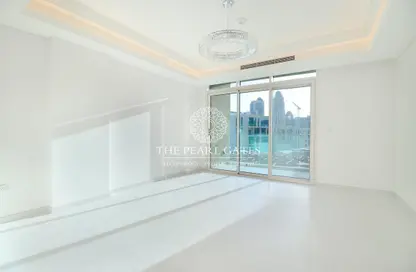 Apartment - 1 Bedroom - 2 Bathrooms for rent in Gewan Island - The Pearl Island - Doha