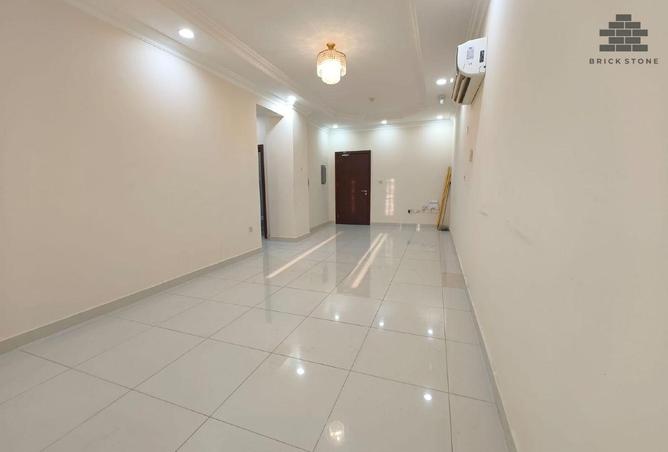 1000925 - Property Image 3