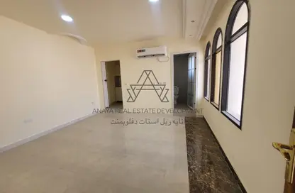 Villa - Studio - 1 Bathroom for rent in Muaither Area - Al Rayyan - Doha