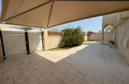 Villa - 3 Bedrooms - 4 Bathrooms for rent in Al Thumama - Al Thumama - Doha