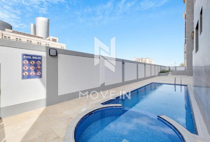 983803 - Property Image 2