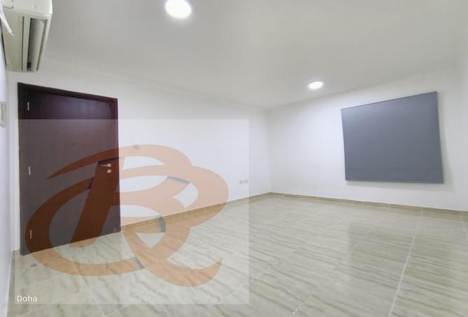 Apartment - 2 Bedrooms - 2 Bathrooms for rent in Old Airport Road - Old Airport Road - Doha