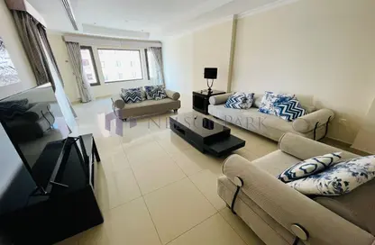 Apartment - 1 Bedroom - 2 Bathrooms for rent in East Porto Drive - Porto Arabia - The Pearl Island - Doha