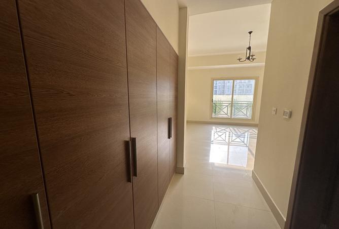 930429 - Property Image 3