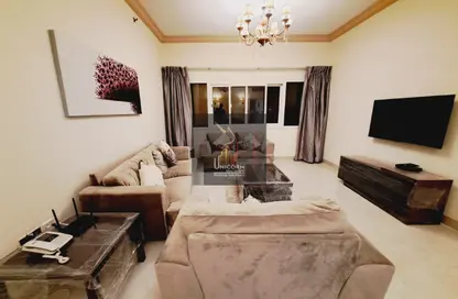 Penthouse - 2 Bedrooms - 3 Bathrooms for rent in Al Sadd Road - Al Sadd - Doha