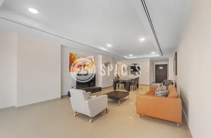 Apartment - 1 Bedroom - 2 Bathrooms for rent in East Porto Drive - Porto Arabia - The Pearl Island - Doha
