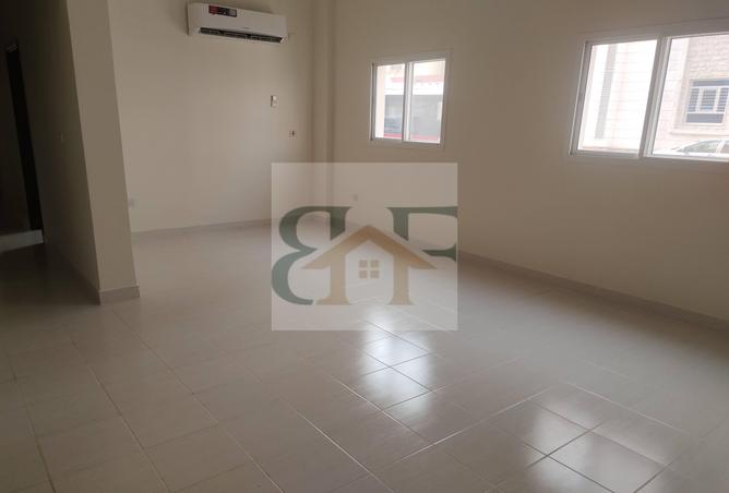 947386 - Property Image 2