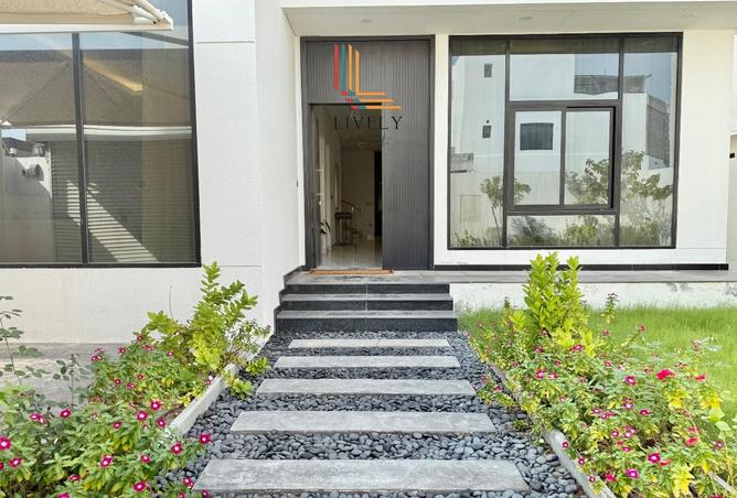 995103 - Property Image 2