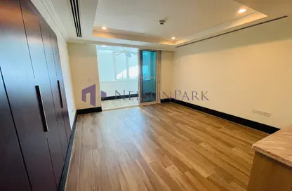 Apartment - Studio - 1 Bathroom for rent in Viva West - Viva Bahriyah - The Pearl Island - Doha