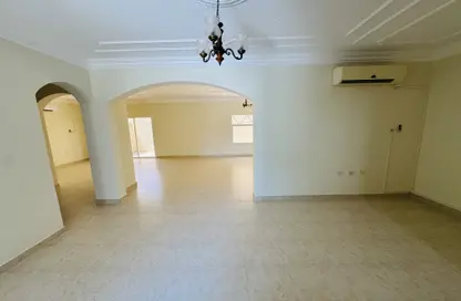 Compound - 3 Bedrooms - 3 Bathrooms for rent in Al Nuaija Street - Al Hilal West - Al Hilal - Doha
