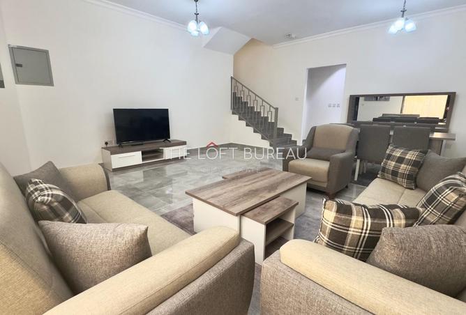 904562 - Property Image 3