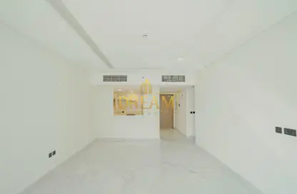 Apartment - 2 Bedrooms - 4 Bathrooms for rent in Marina District - Lusail