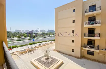 Outdoor Building image for: Apartment - 2 Bedrooms - 3 Bathrooms for sale in Piazza 1 - La Piazza - Fox Hills - Lusail, Image 1