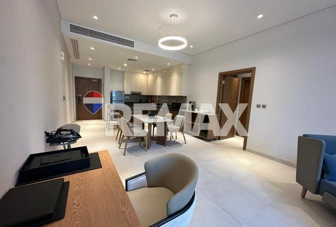 932592 - Property Image 2