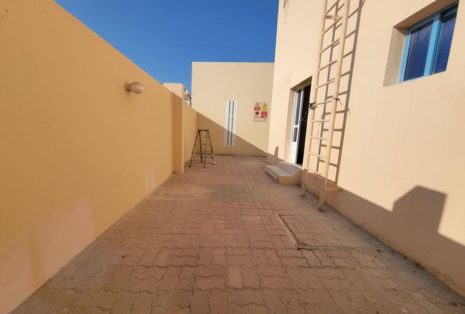 978518 - Property Image 3