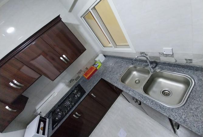 983653 - Property Image 3