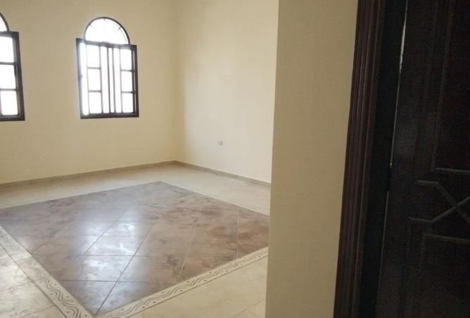 972159 - Property Image 3