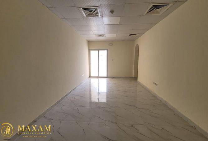 993966 - Property Image 2