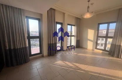 Apartment - 2 Bedrooms - 3 Bathrooms for sale in Mercato - Qanat Quartier - The Pearl Island - Doha