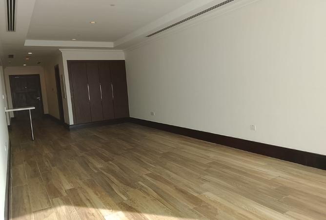 988220 - Property Image 3