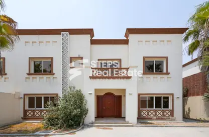 Villa - 4 Bedrooms - 4 Bathrooms for rent in Umm Qarn - Al Daayen