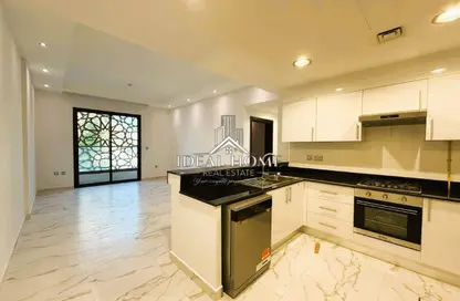 شقة - 2 غرف نوم - 3 حمامات للايجار في جنوب فوكس هيلس - فوكس هيلز - الوسيل