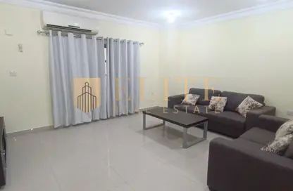 Villa - 6 Bedrooms - 6 Bathrooms for rent in Al Sakhama - Doha