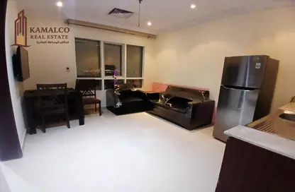 Apartment - 1 Bedroom - 1 Bathroom for rent in Umm Ghuwalina - Umm Ghuwailina - Doha