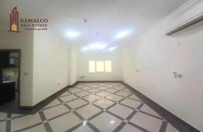 Apartment - 2 Bedrooms - 2 Bathrooms for rent in Muntazah 7 - Al Muntazah - Doha