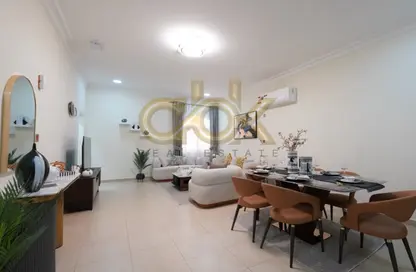 Apartment - 2 Bedrooms - 2 Bathrooms for rent in Madinat Khalifa Building 58 - Madinat Khalifa South - Madinat Khalifa - Doha